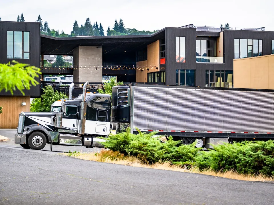 Restaurants With Truck Parking - 1