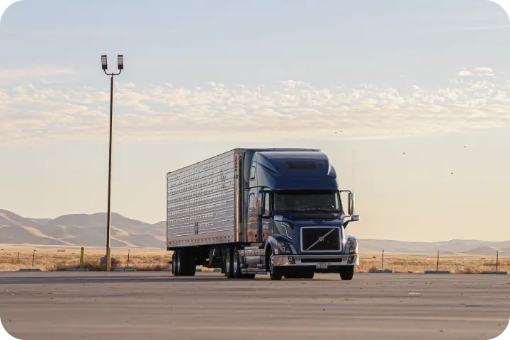 Commercial Truck Parking Space for Rent Commercial Truck Parking Space for Rent - 4